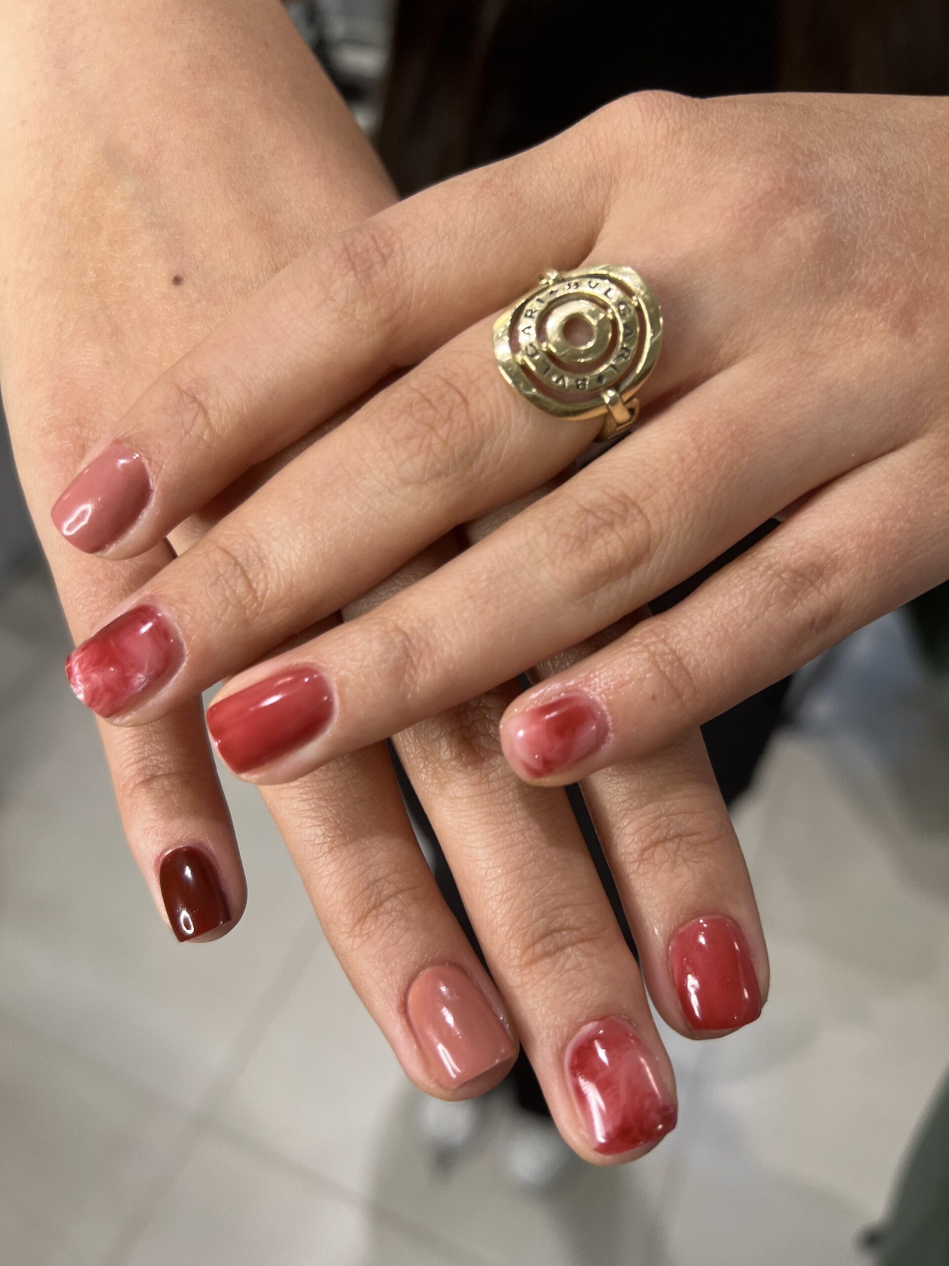 Gelish y estilos duraderos